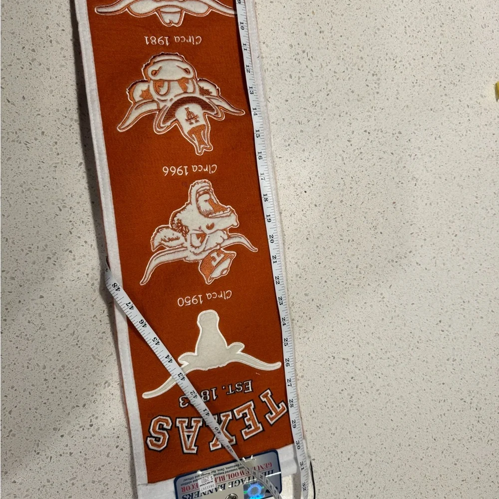 Texas Longhorns Heritage Banner Wool Retro Banner 8x30 NWT